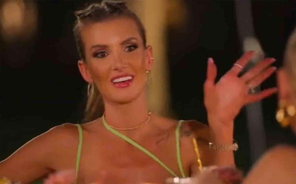 Nicole Young on selling sunset