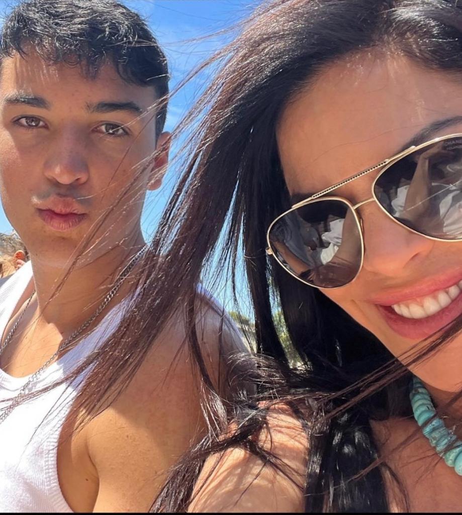 Lauren Sánchez in a selfie with Nikko Gonzalez in 2023. 