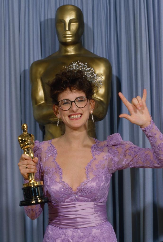Marlee Matlin with her Oscar.